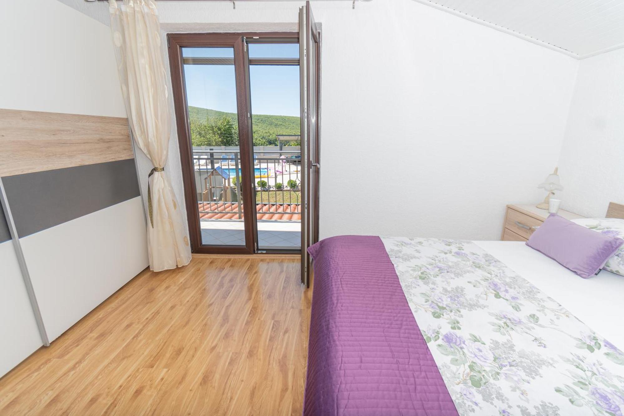 Spacious Villa For 10 With A Big Private Pool Trilj Exteriör bild