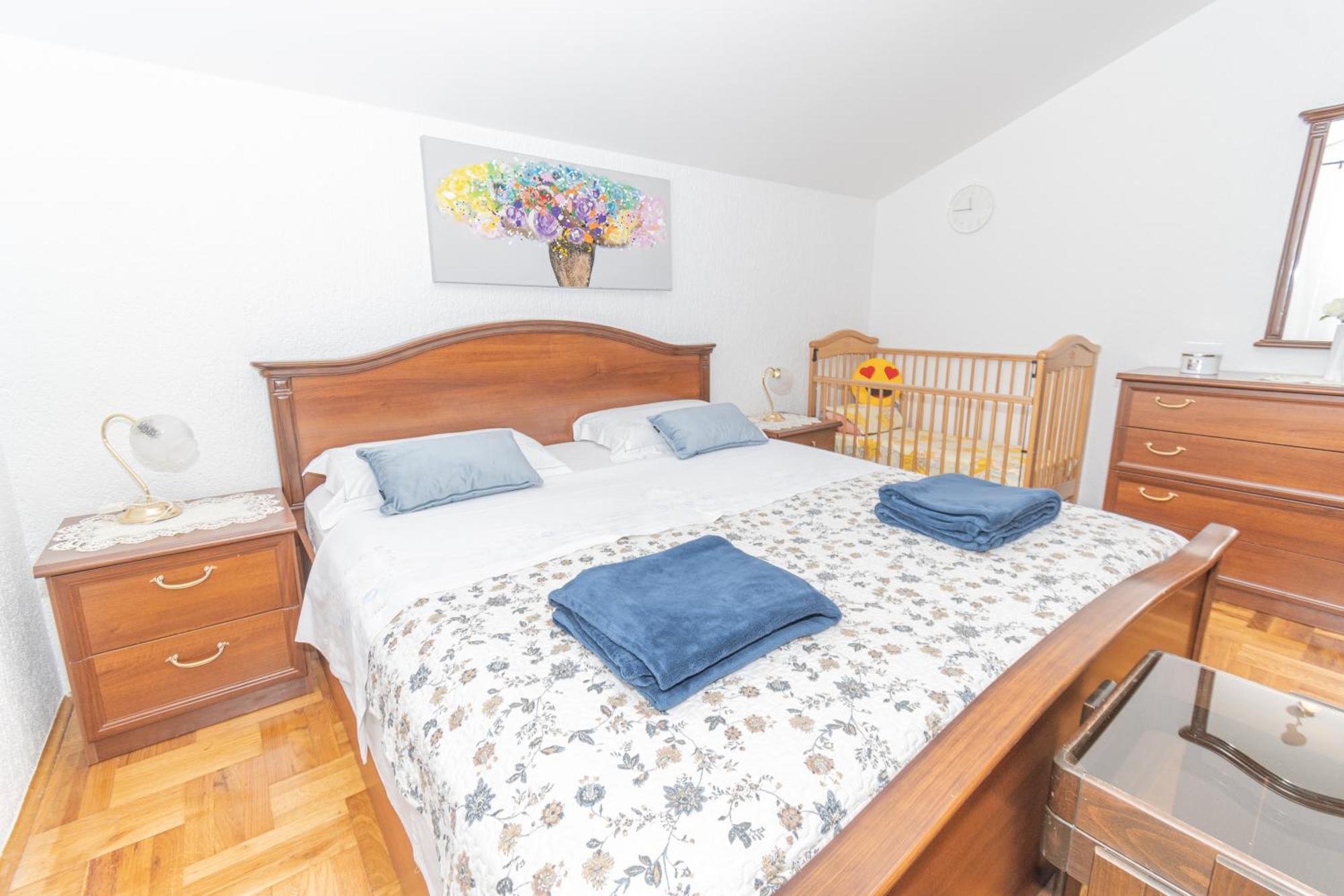 Spacious Villa For 10 With A Big Private Pool Trilj Exteriör bild